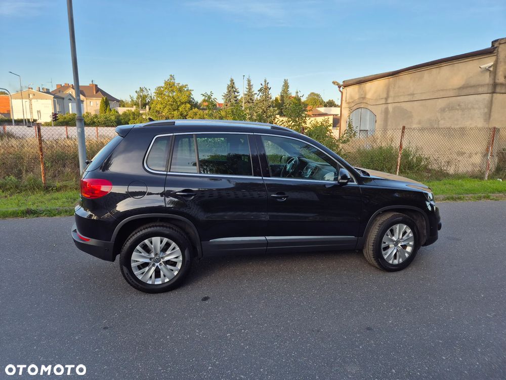 Volkswagen Tiguan - 5