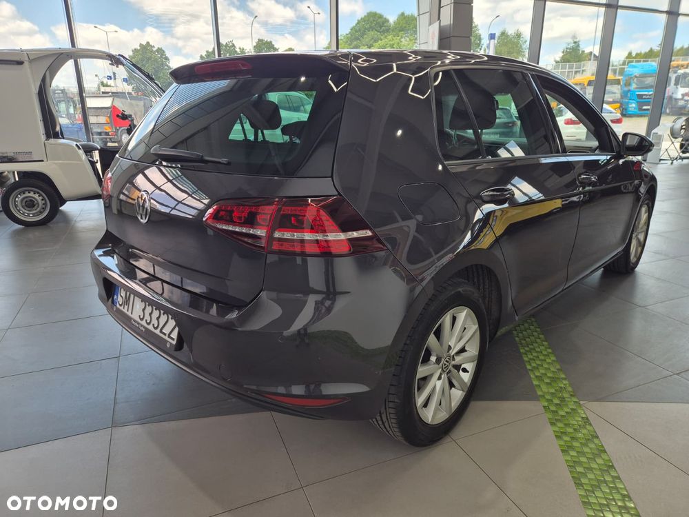 Volkswagen Golf 1.6 TDI BlueMotion Trendline - 5