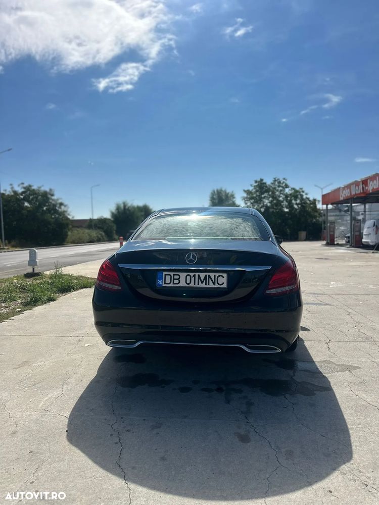 Mercedes-Benz C - 33