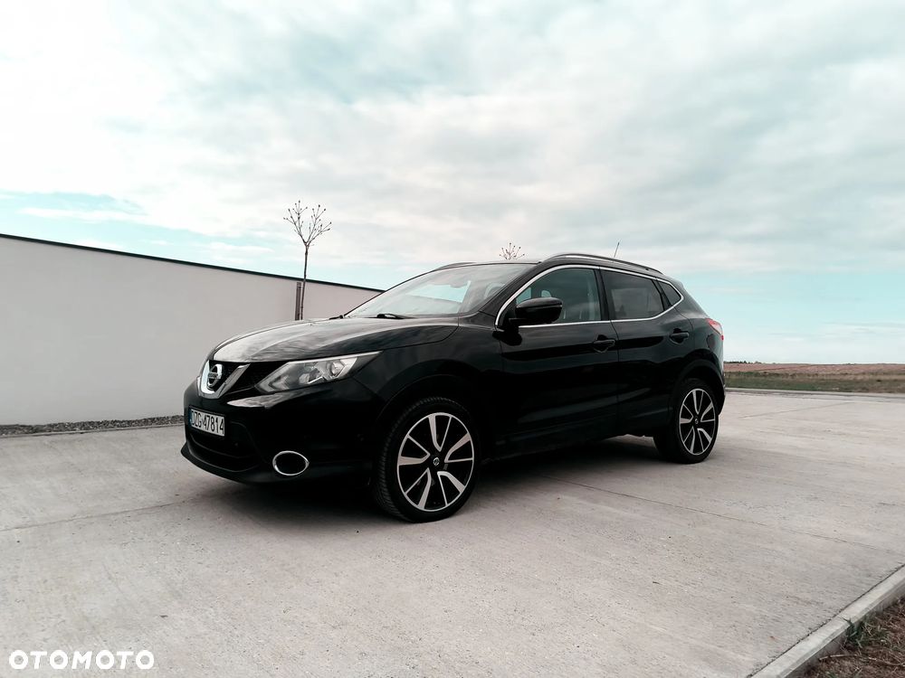 Nissan Qashqai 1.6 dCi 4 x 4 DPF Start/Stop tekna - 1