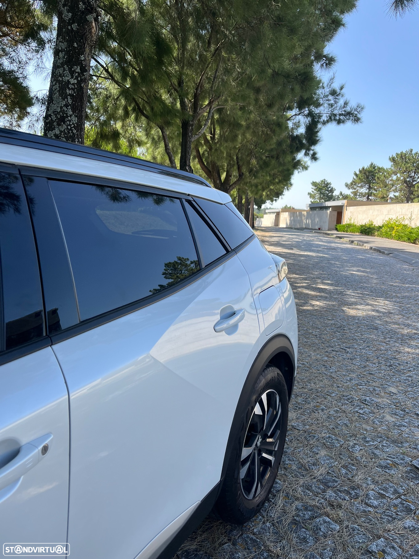 Peugeot e-2008 50 kWh Allure Pack - 29