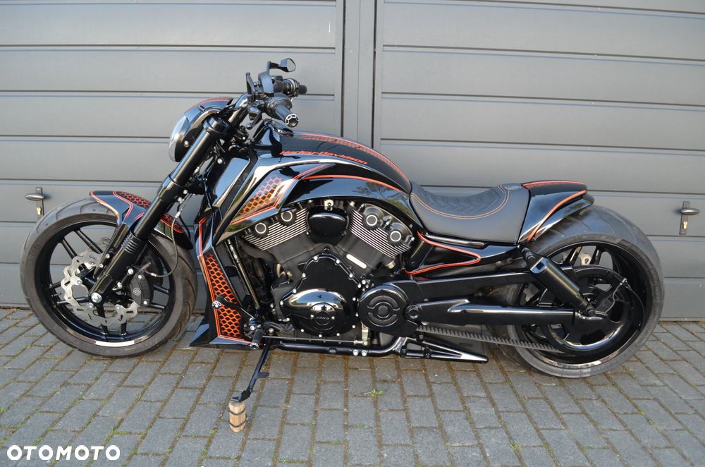 Harley-Davidson V-Rod Muscle - 21