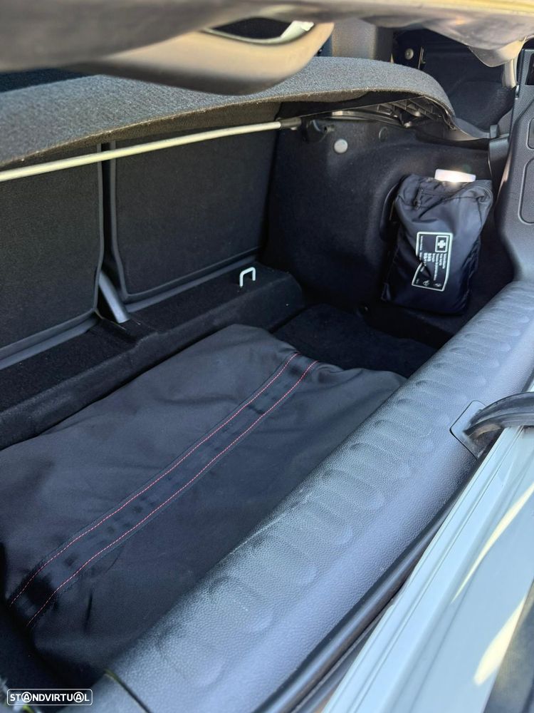 MINI Cabrio Cooper D - 12