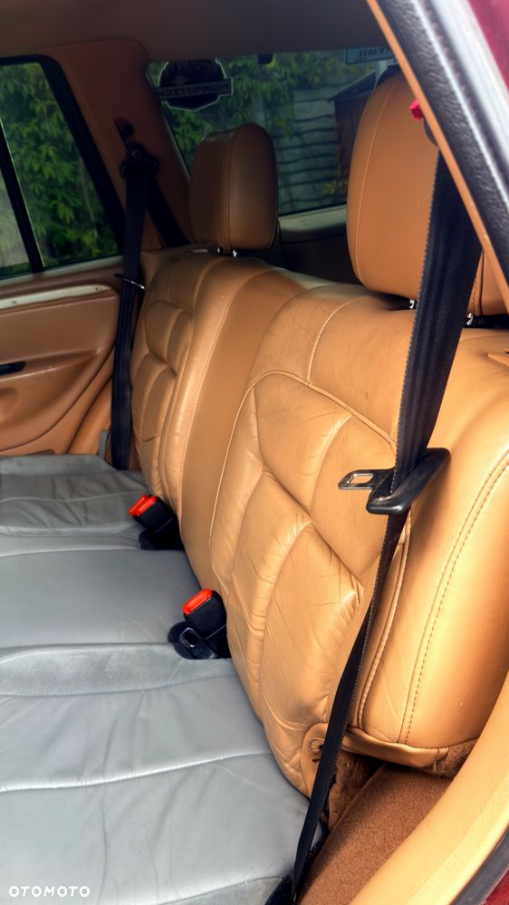 Jeep Grand Cherokee 4.7 Limited - 38