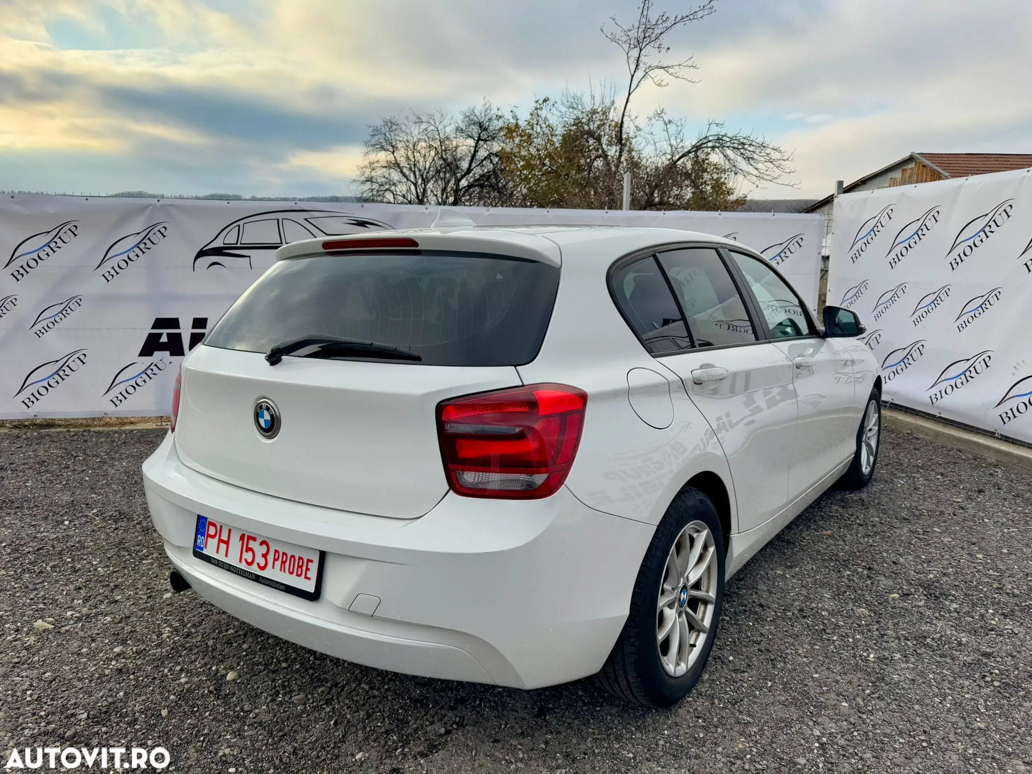 BMW Seria 1 116i Aut. Sport Line - 14
