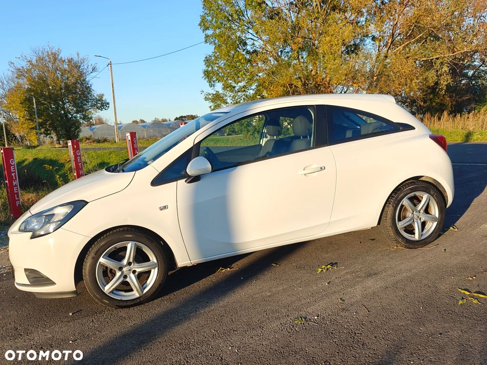 Opel Corsa 1.2 16V Enjoy - 24