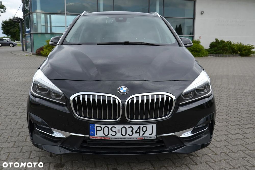 BMW Seria 2 218d - 7