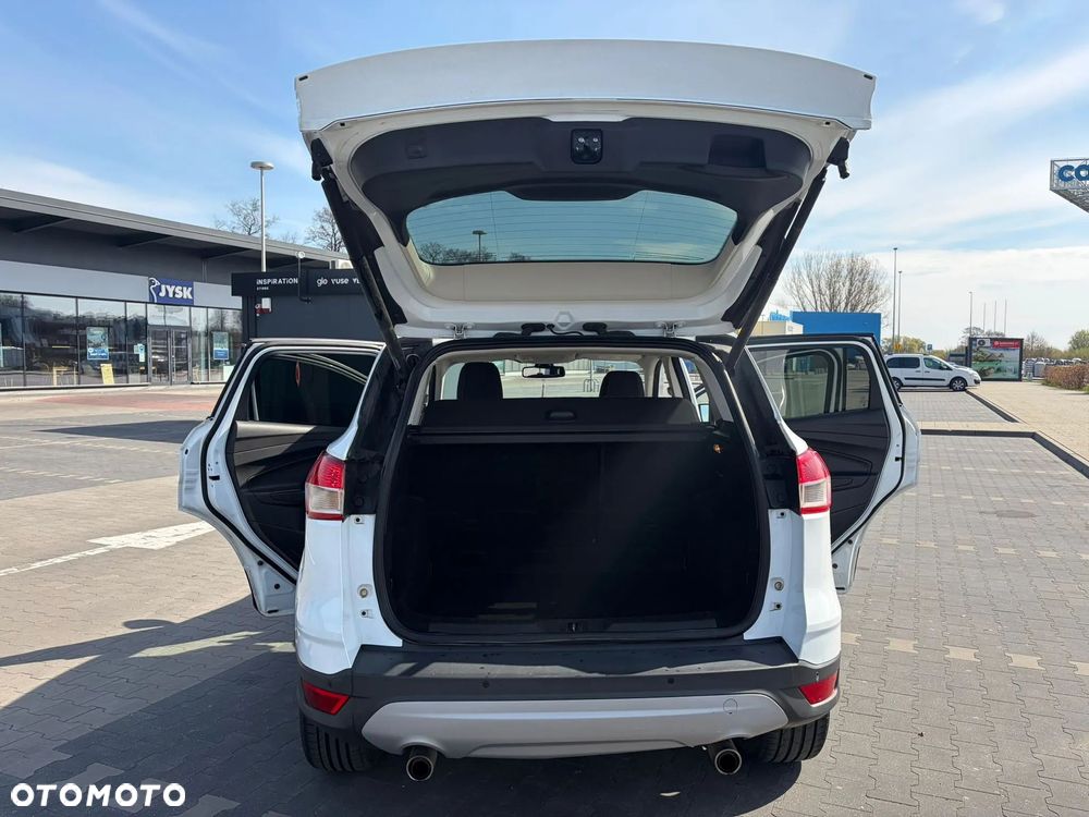 Ford Kuga - 11