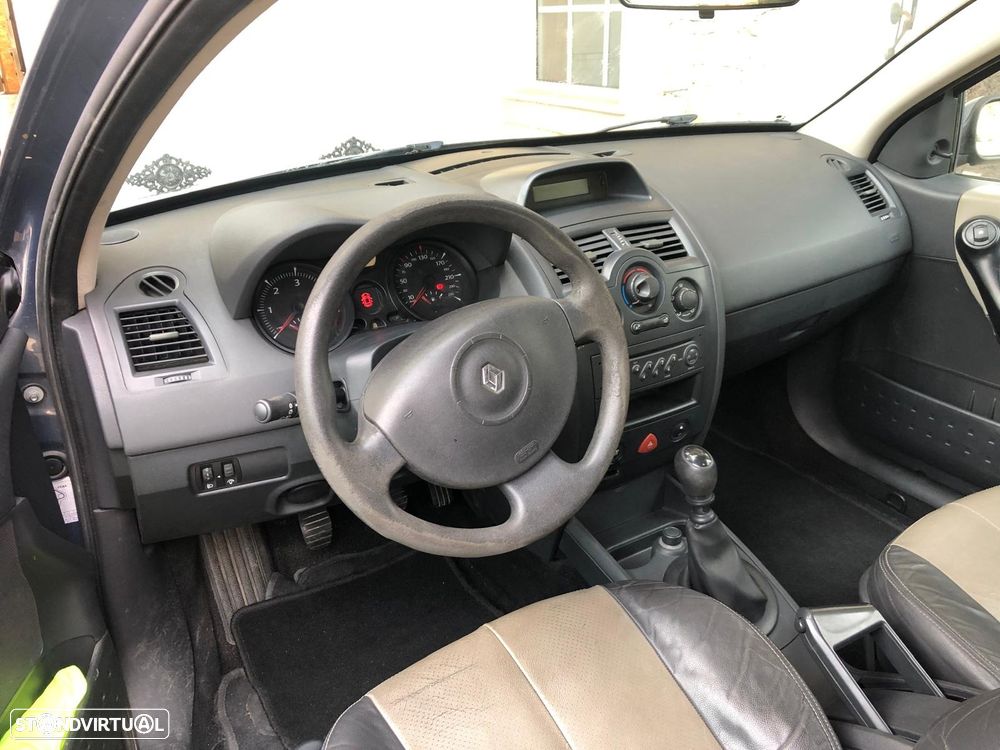 Renault Mégane 1.5 dCi Dynamique - 1