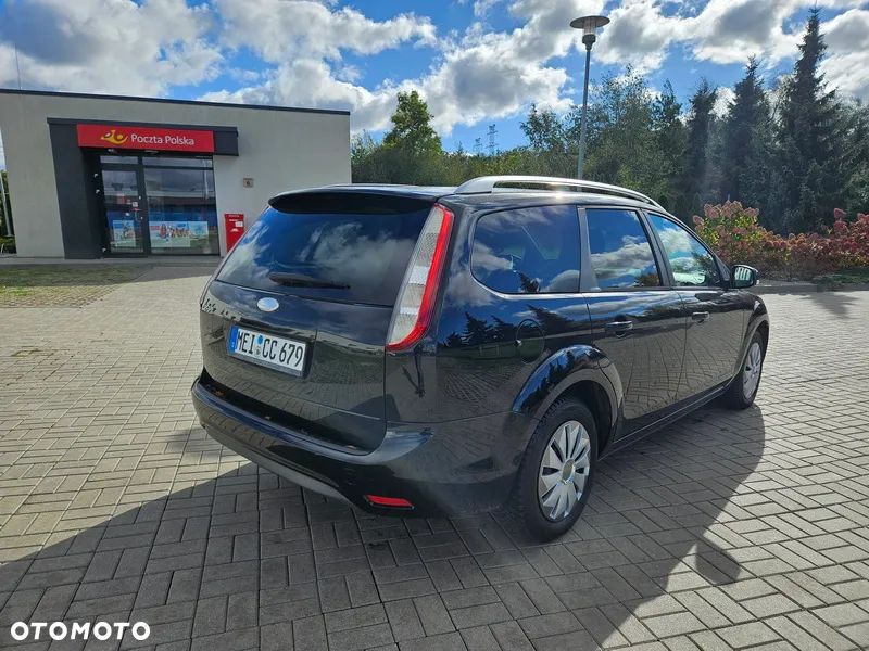 Ford Focus 1.8 FF Ambiente - 4