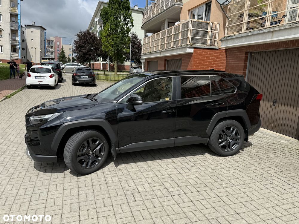 Toyota RAV4 - 6