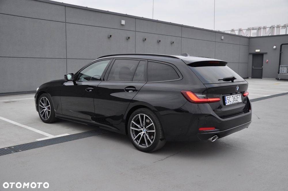BMW Seria 3 318d MHEV Sport Line - 5