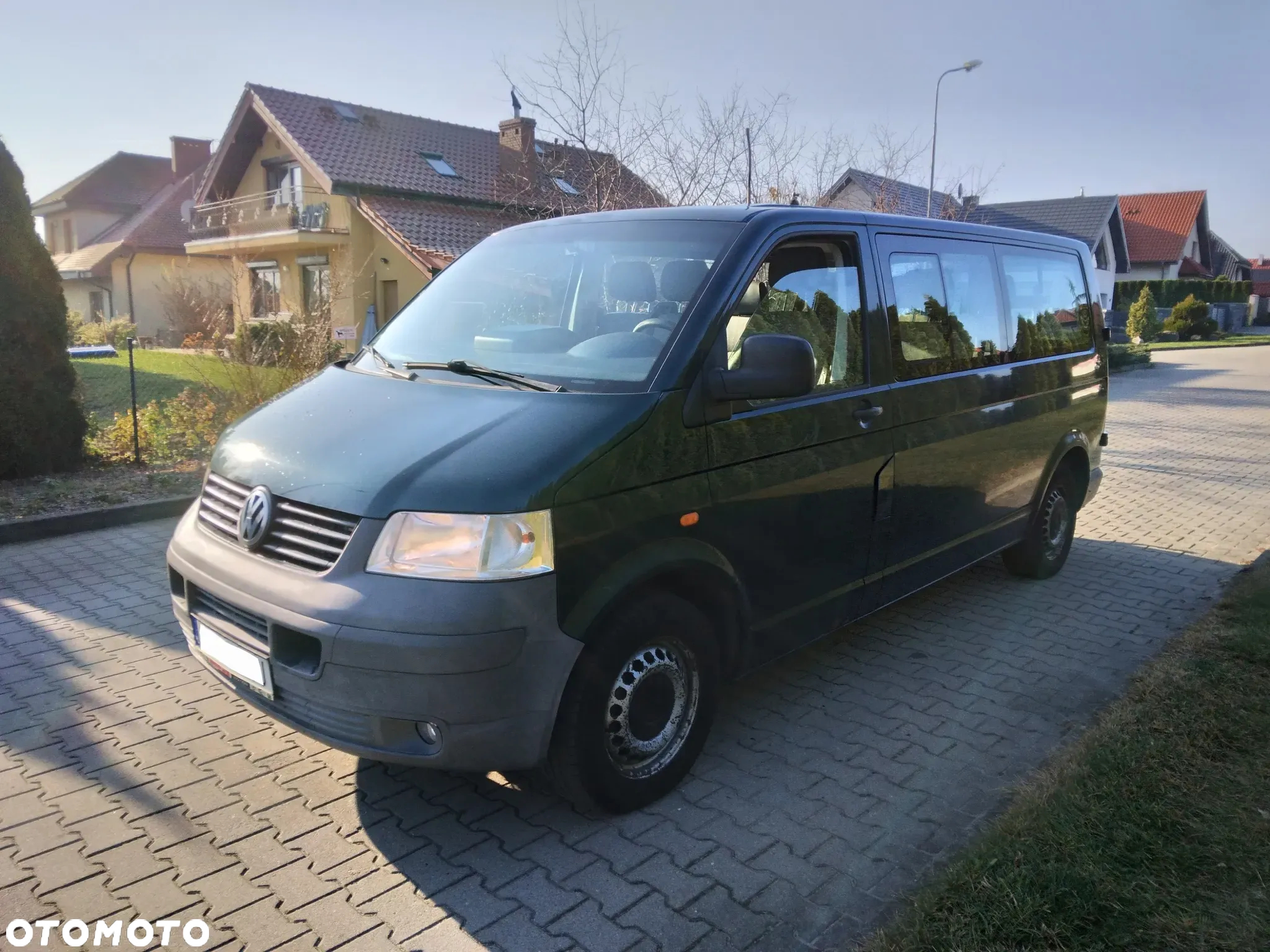 Volkswagen Caravelle - 19
