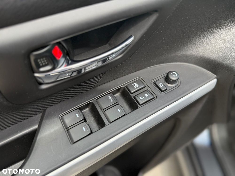 Suzuki SX4 - 12