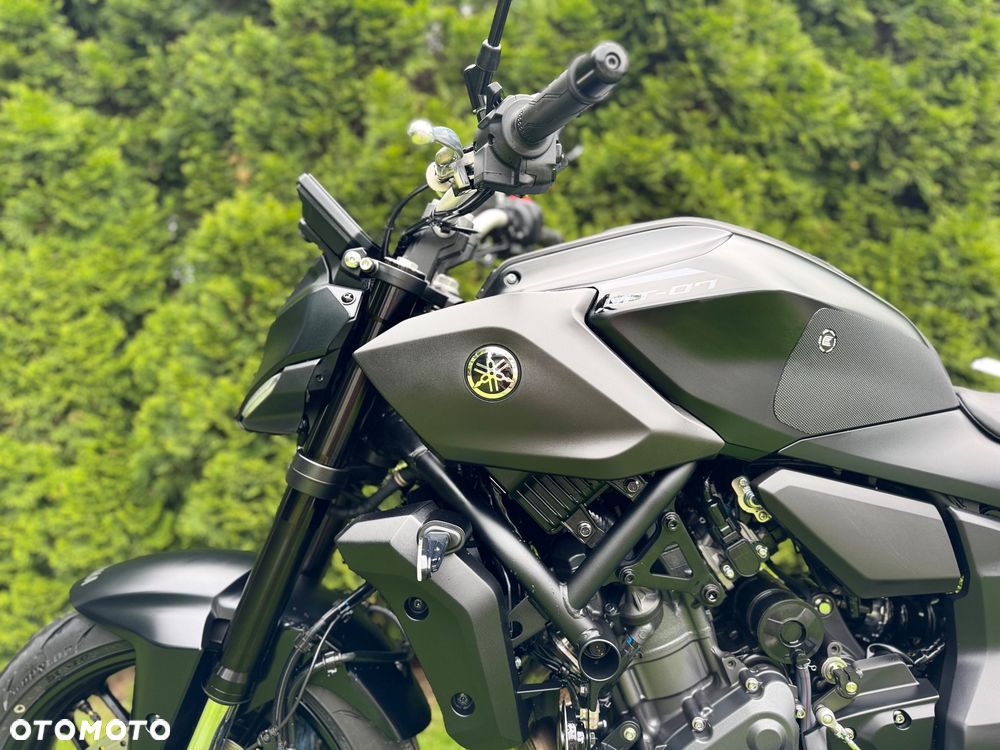 Yamaha MT - 19