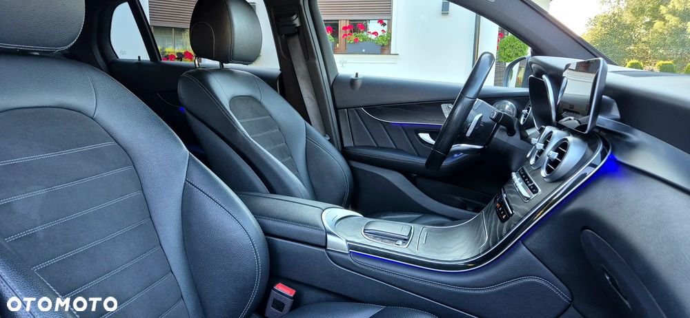 Mercedes-Benz GLC 220 d 4-Matic - 28