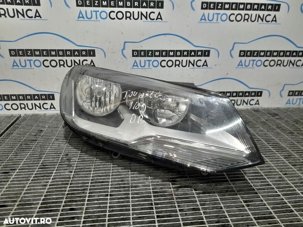 Far Dreapta Volkswagen Touareg 7P 2010 - 2014 SUV 4 Usi (1109) Fara xenon 7P2941006 - 1