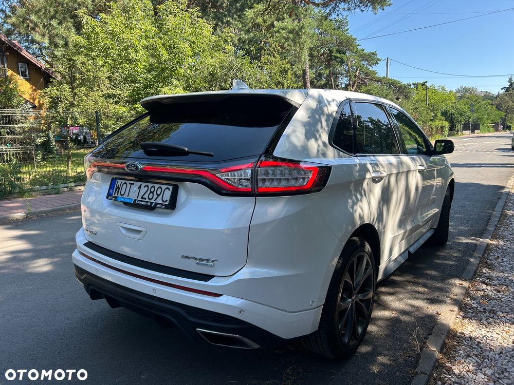 Ford Edge - 8