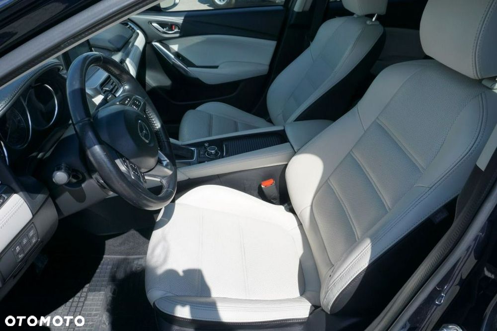 Mazda 6 - 9