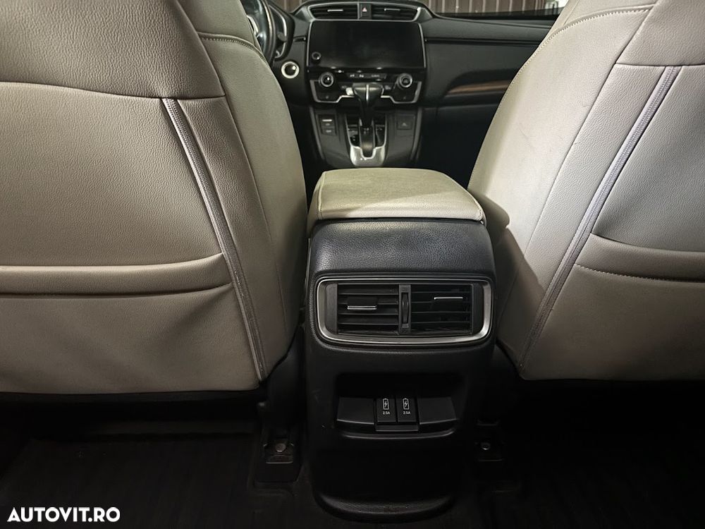 Honda CR-V 1.5 VTEC Turbo 4WD CVT Executive - 22