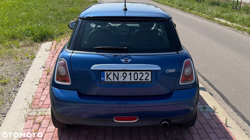 MINI ONE - 4