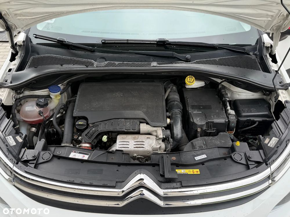 Citroën C3 1.2 PureTech Shine EAT6 - 33