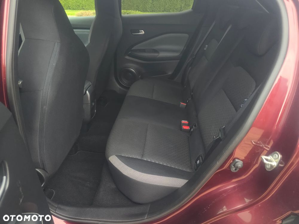 Nissan Juke 1.0 DIG-T Tekna - 22