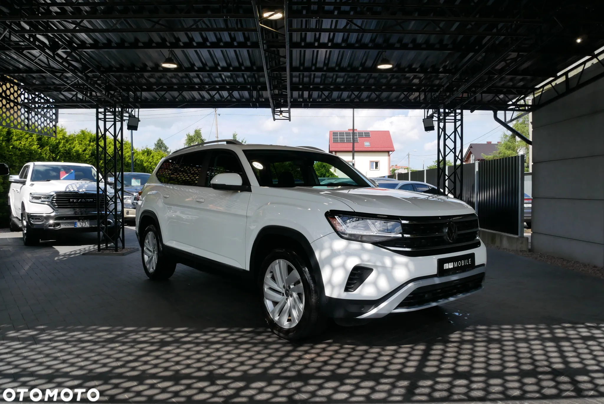 Volkswagen Atlas - 2