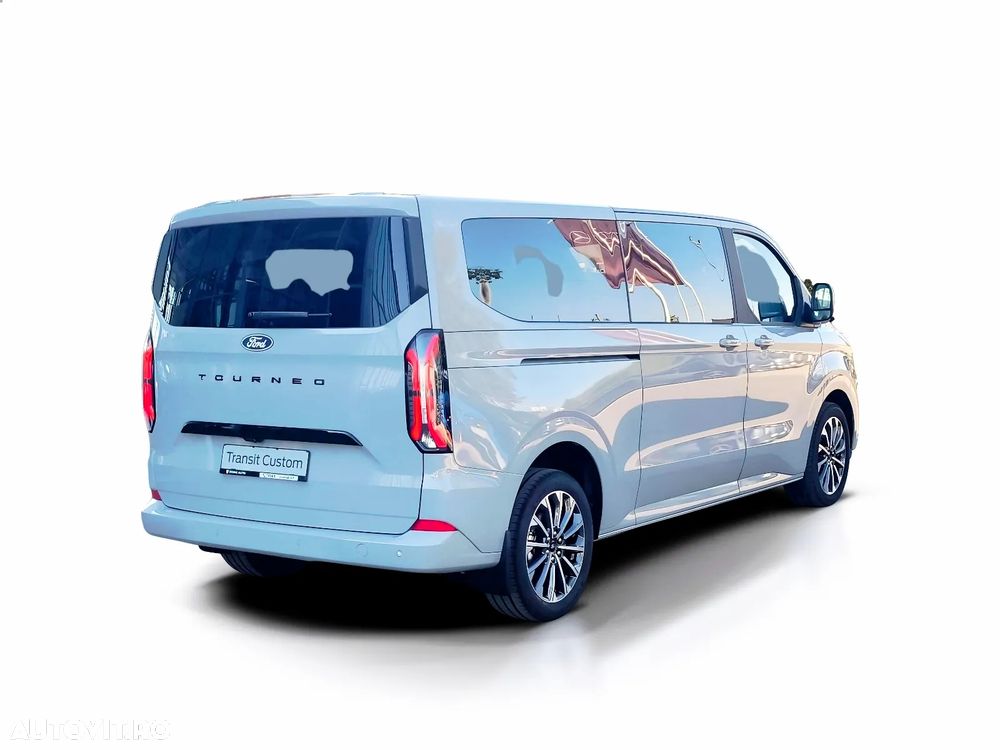 Ford Tourneo Custom - 5