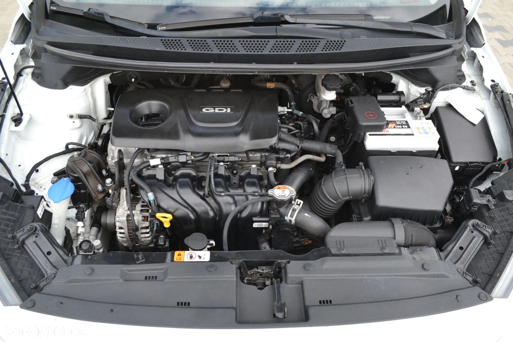 Kia Ceed - 31