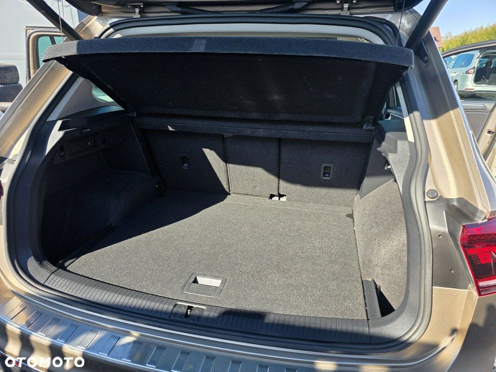 Volkswagen Tiguan 2.0 TDI SCR Urban Sport DSG - 26