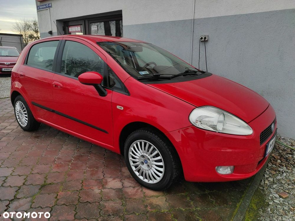 Fiat Grande Punto - 8