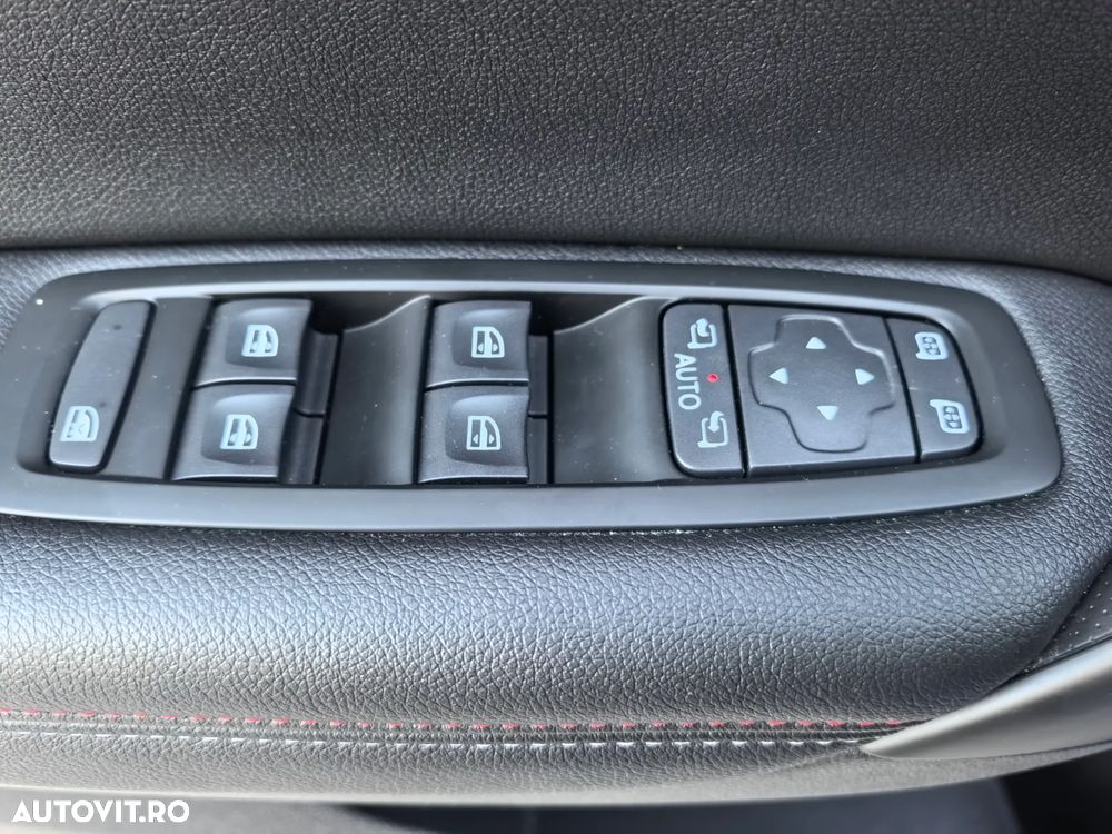 Renault Megane Blue dCi 116 EDC RS Line - 25