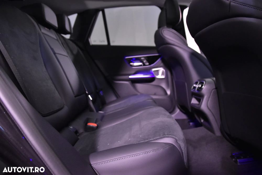 Mercedes-Benz GLC 300 e 4MATIC PHEV - 13