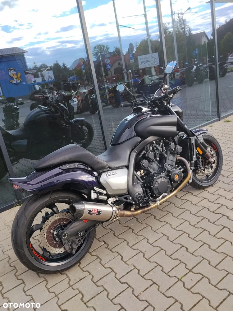 Yamaha V-MAX - 18