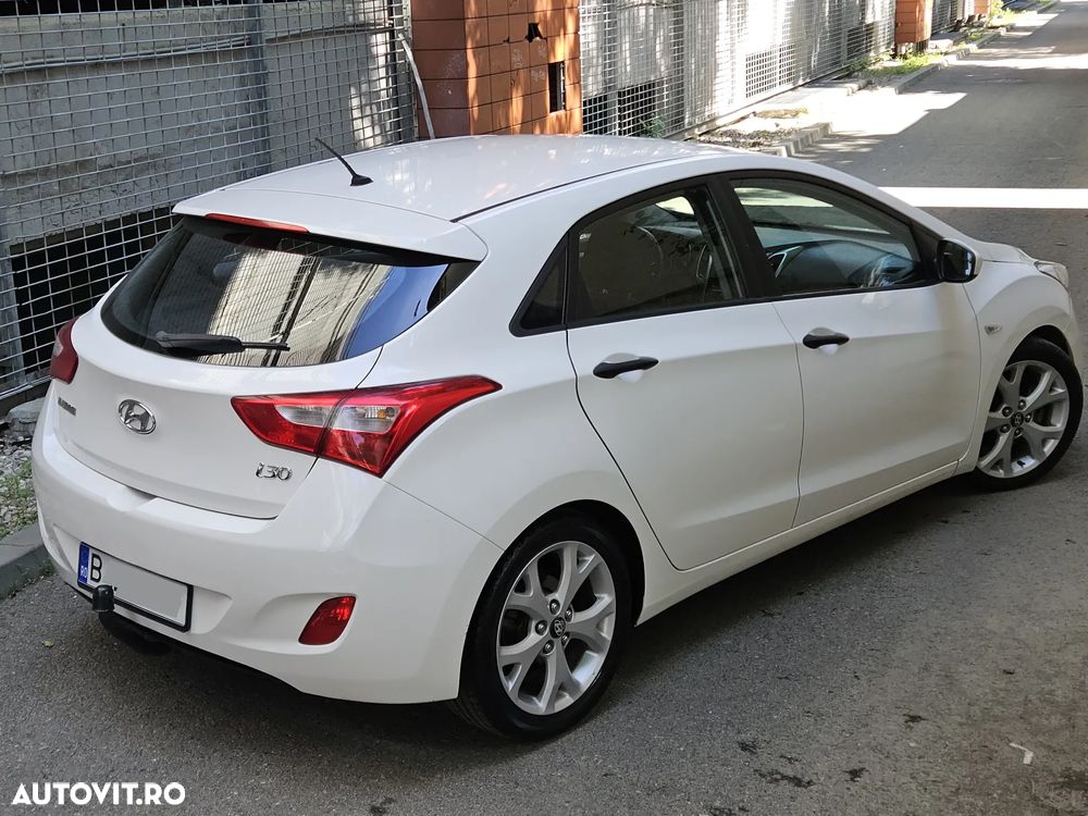 Hyundai i30 1.4 CRDi Trend - 11