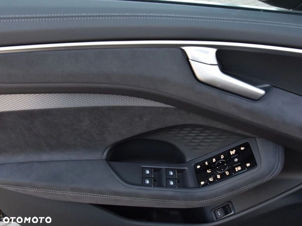 Audi A6 Avant TDI mHEV Quattro S tronic - 11