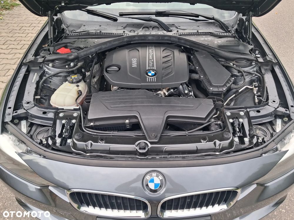BMW Seria 3 318d DPF - 7