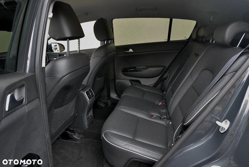 Kia Sportage 1.6 GDI 2WD DREAM-TEAM EDITION - 24