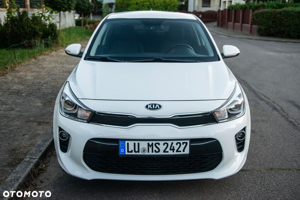 Kia Rio 1.2 Business Line Plus - 9