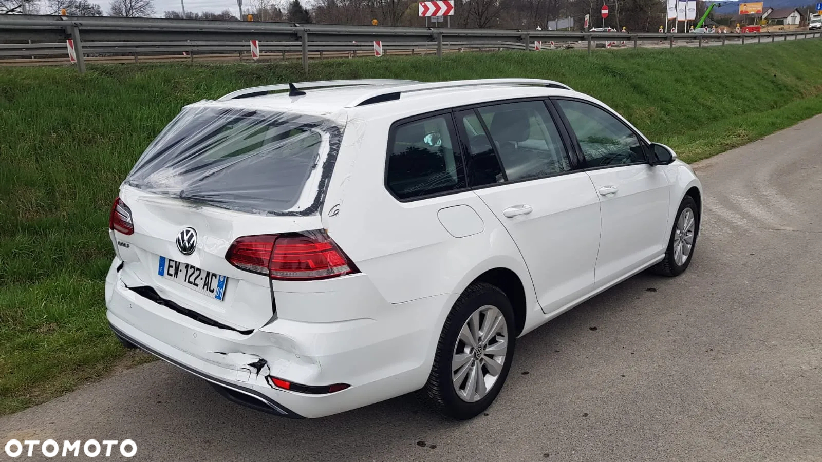 Volkswagen Golf - 3