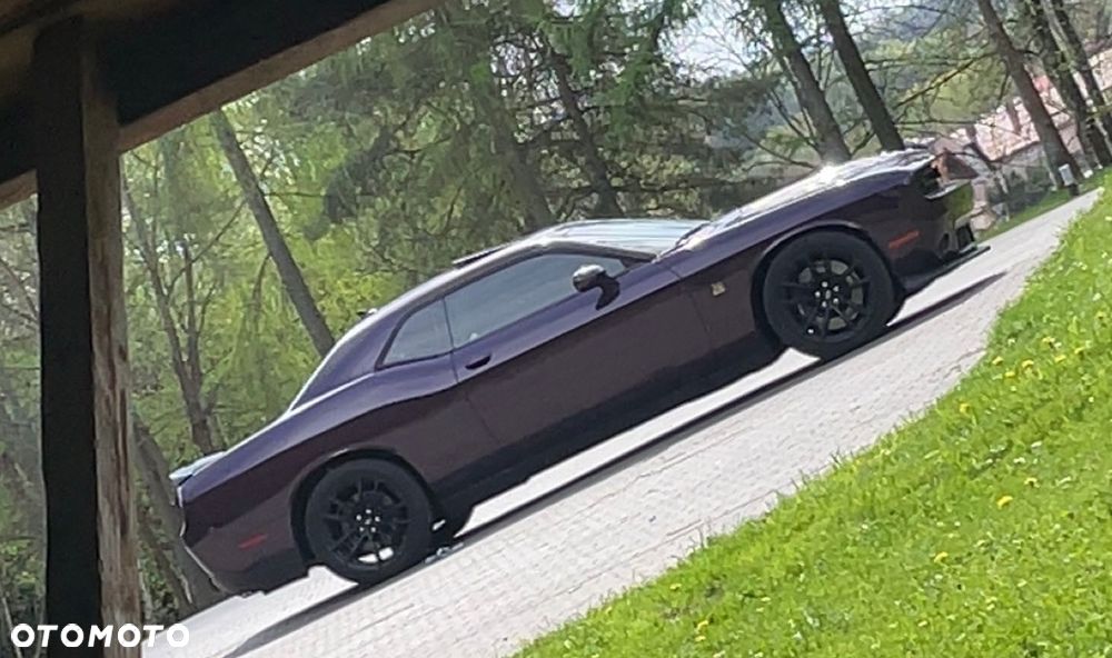 Dodge Challenger 6.4 Scat Pack - 1