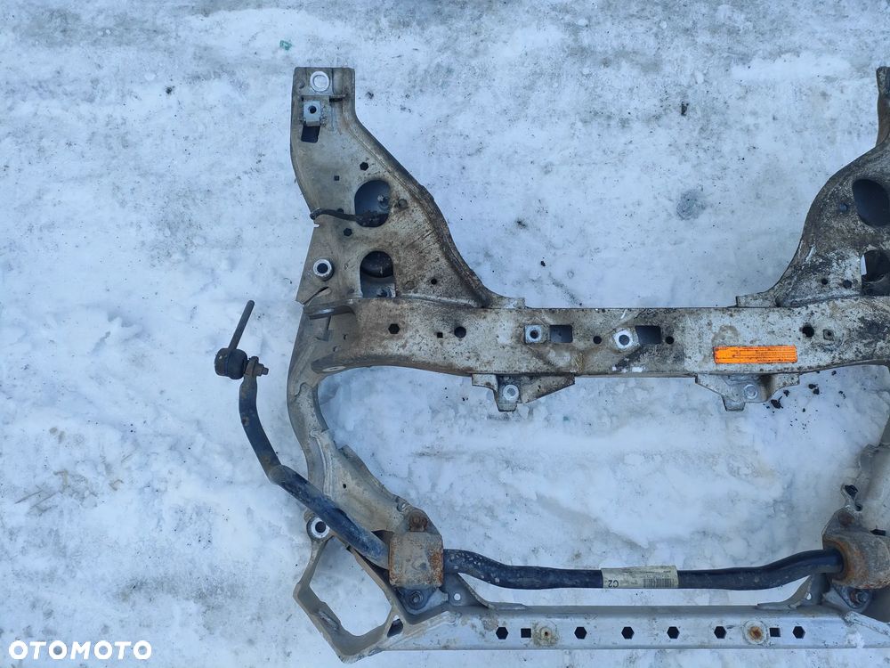 BMW E90 E91 LIFT 2.0B WÓZEK BELKA SANKI ZAWIESZENIA SILNIKA PRZÓD - 11