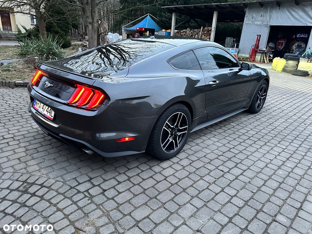 Ford Mustang 2.3 Eco Boost - 4