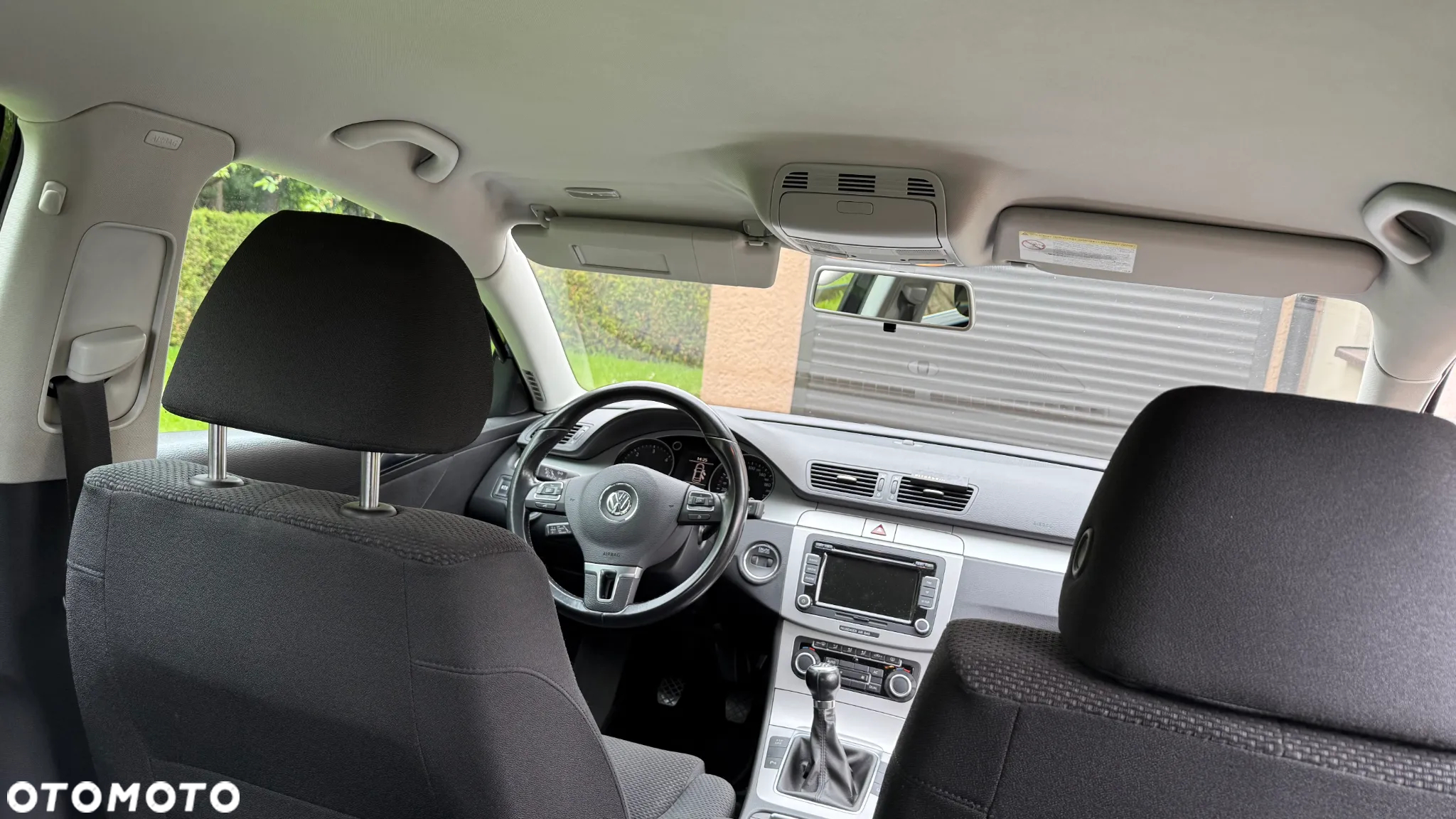 Volkswagen Passat 2.0 TDI Comfortline R-Style - 18