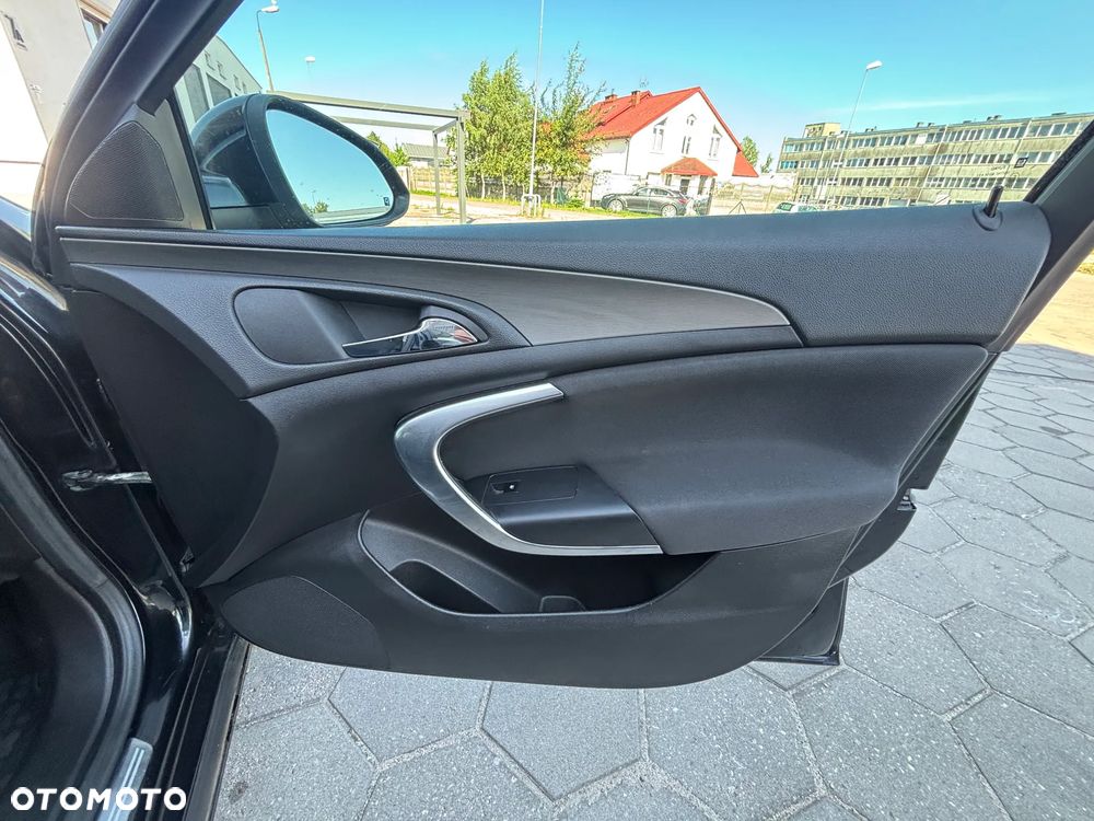 Opel Insignia 2.0 CDTI ecoFLEX - 9