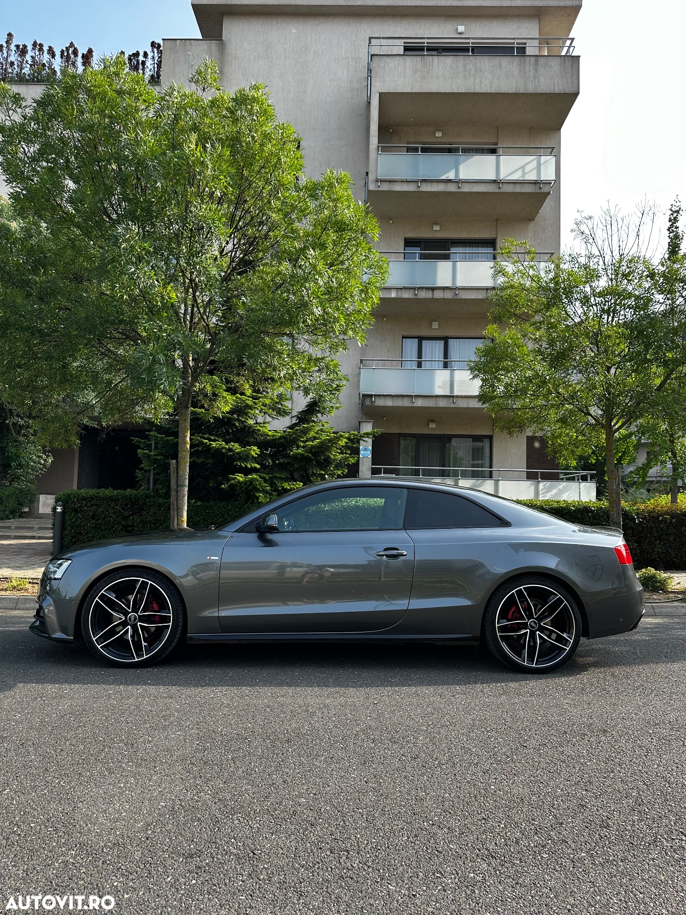 Audi A5 Coupe 2.0 TDI quattro Stronic - 4