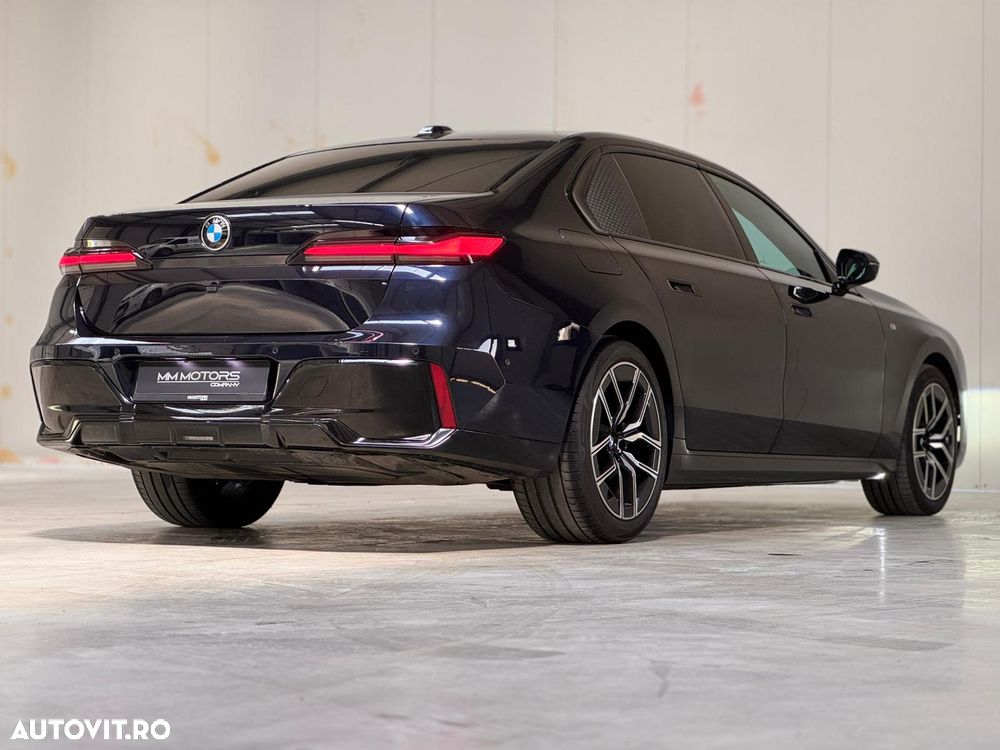 BMW Seria 7 740d xDrive MHEV - 6