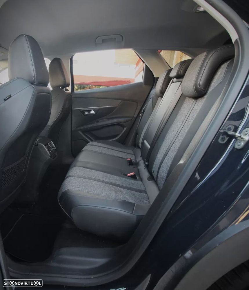 Peugeot 3008 1.2 PureTech Allure EAT8 - 10