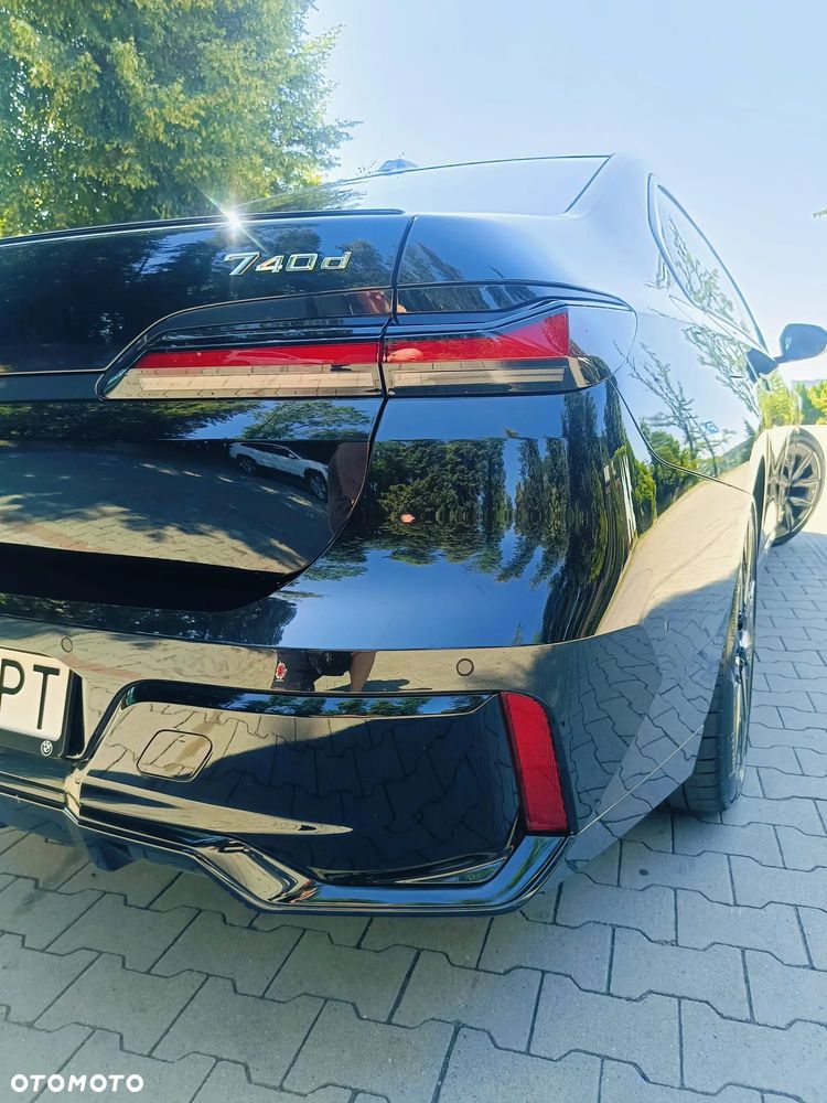 BMW Seria 7 740d xDrive mHEV M Sport sport - 2